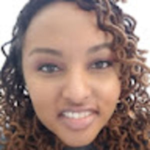 Meet your Posher, Monique